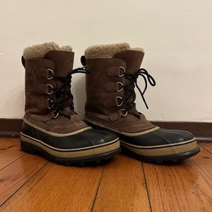 Sorel Men's Caribou Winter Boot  Size 8.5 US